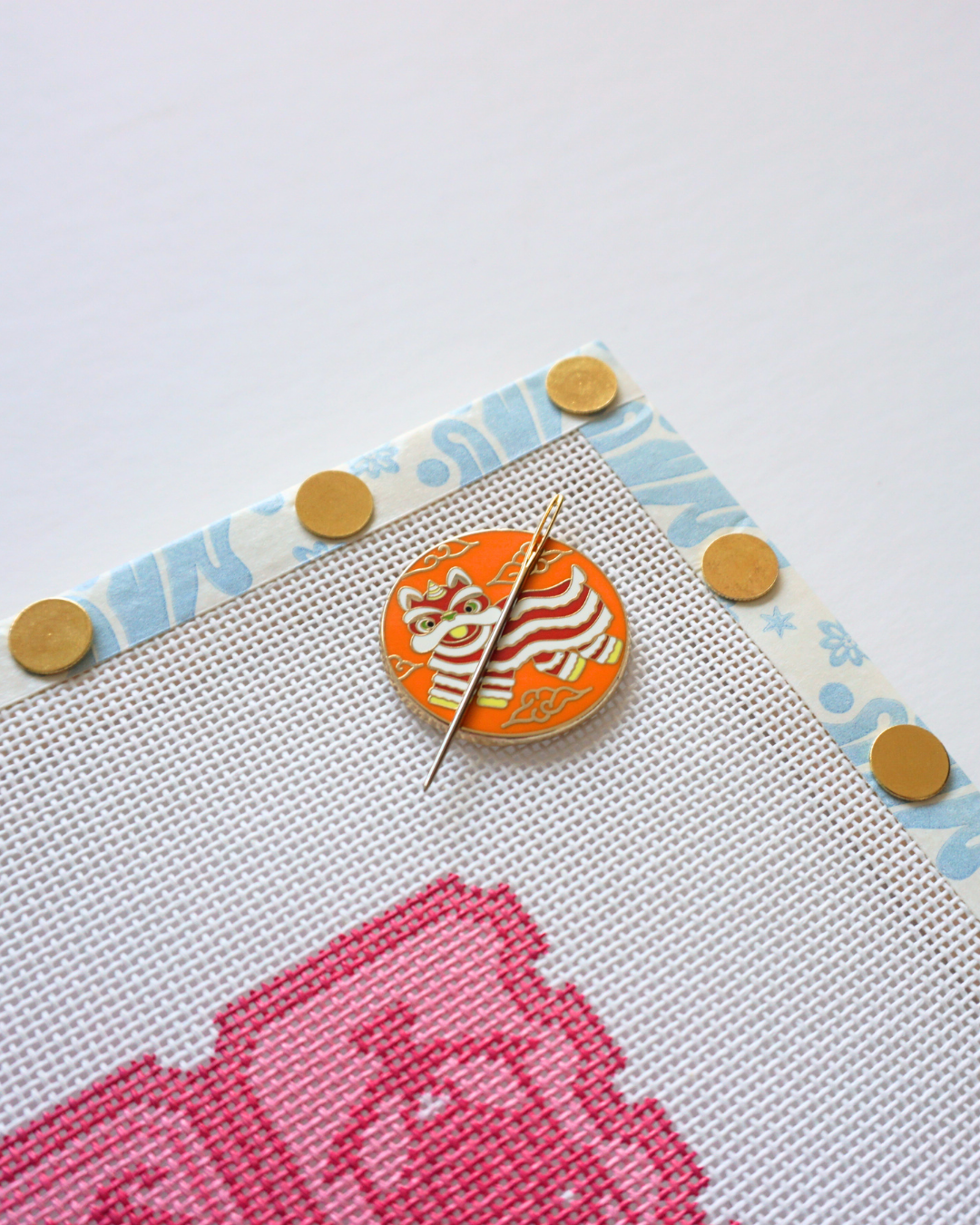 Lion Dance Needle Minder